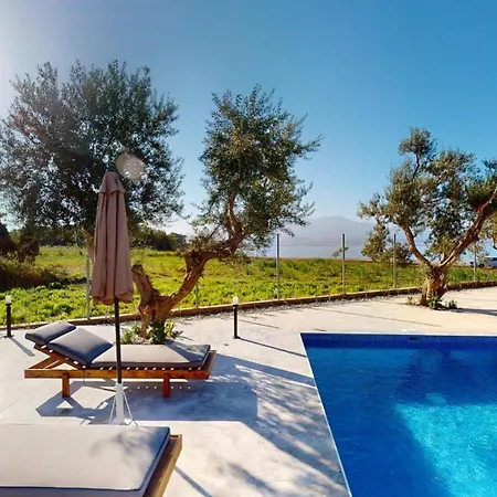 Epipleon Serenity Villas Nafpaktos Exterior photo
