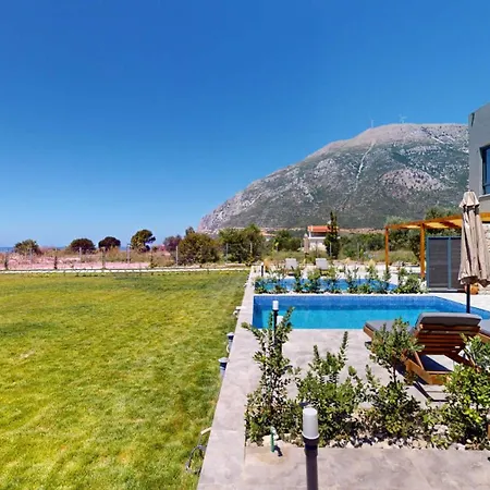 Epipleon Serenity Villas Nafpaktos Exterior photo